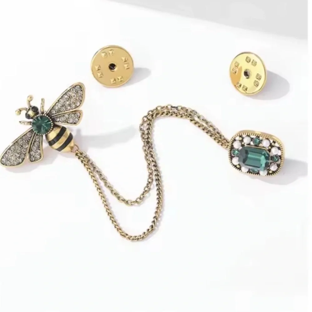 Vintage Bee Crystal Chain Brooch | Green Gem Lapel Pin | Elegant Gold Accessory